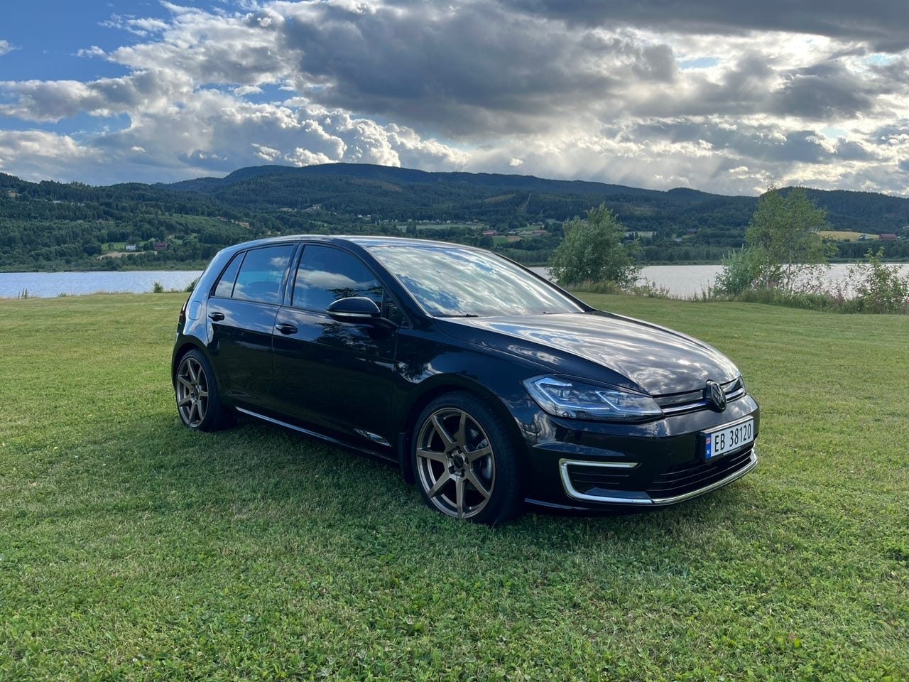 Volkswagen e-Golf VII