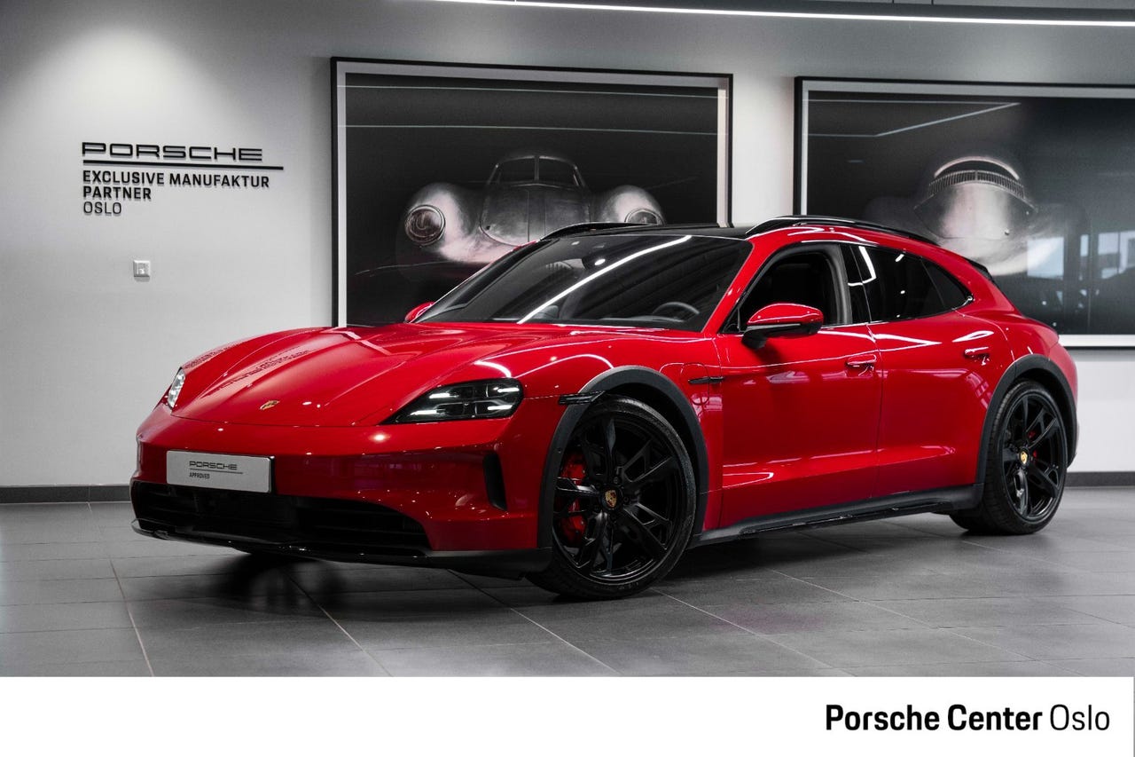 Porsche Taycan Cross Turismo