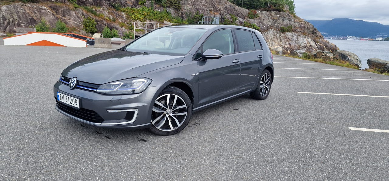Volkswagen e-Golf VII