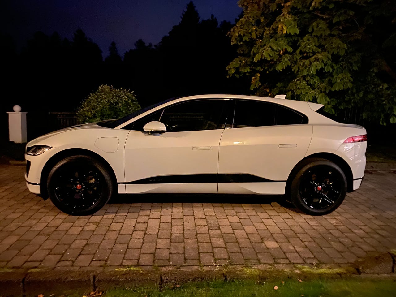 Jaguar I-PACE