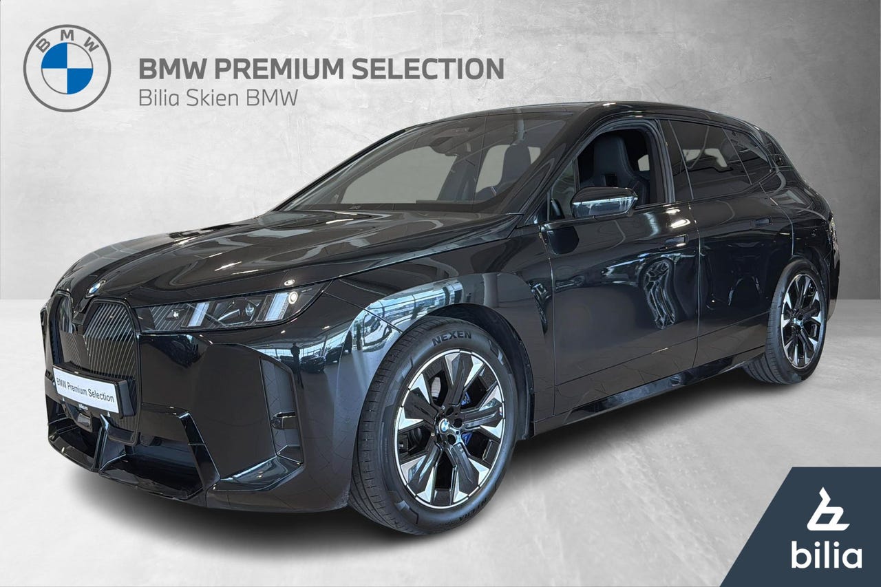 BMW iX