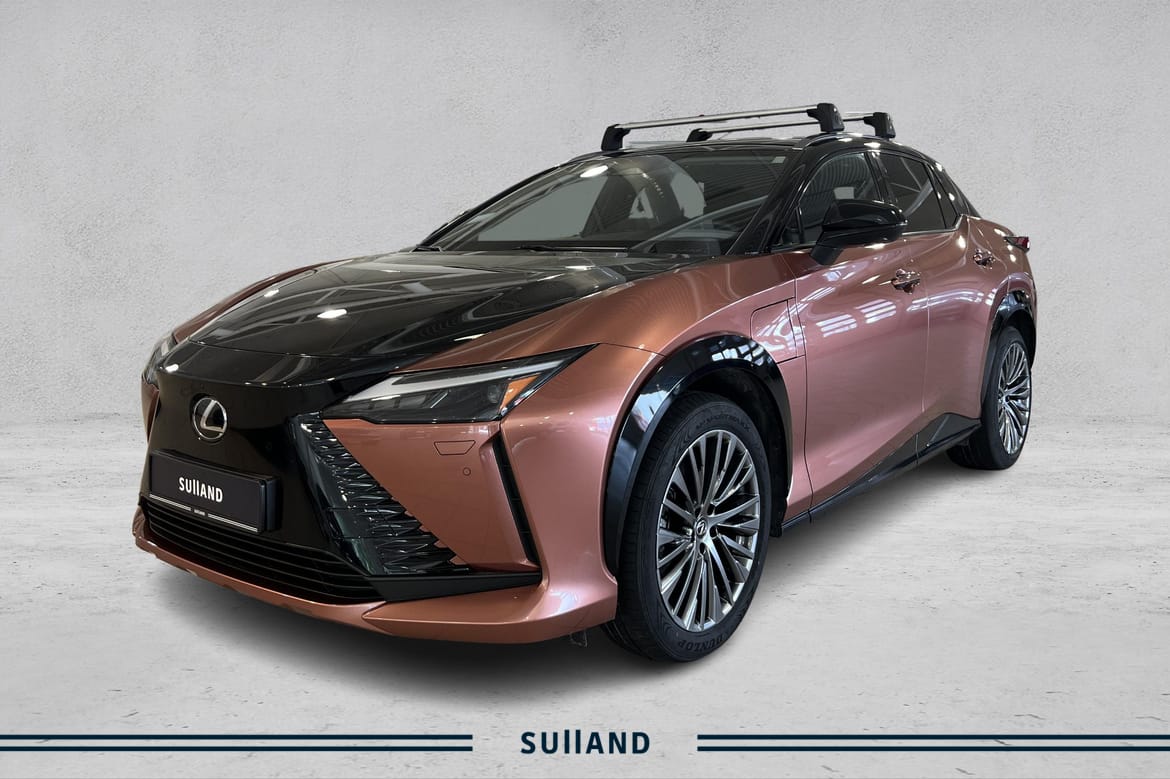 Lexus RZ450e