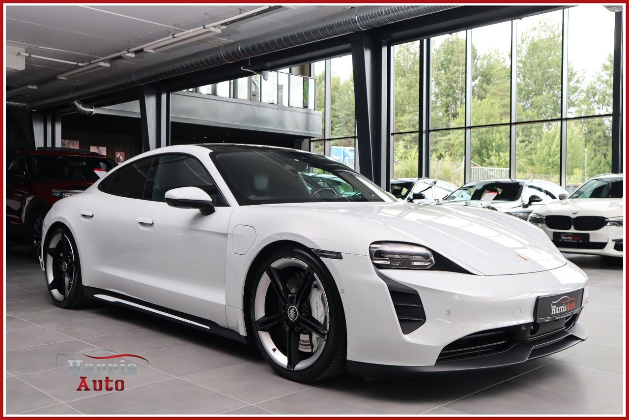 Porsche Taycan 4S