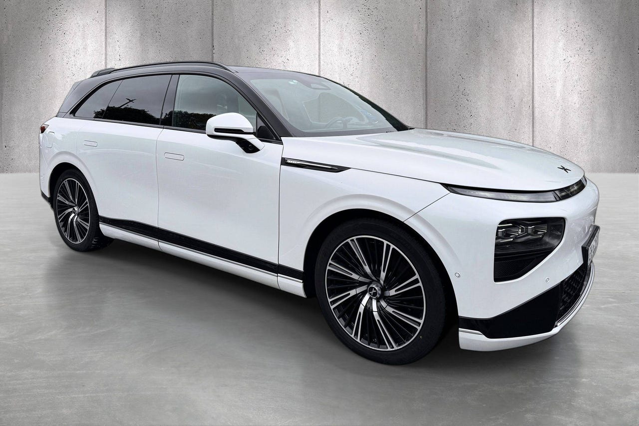 XPeng G9