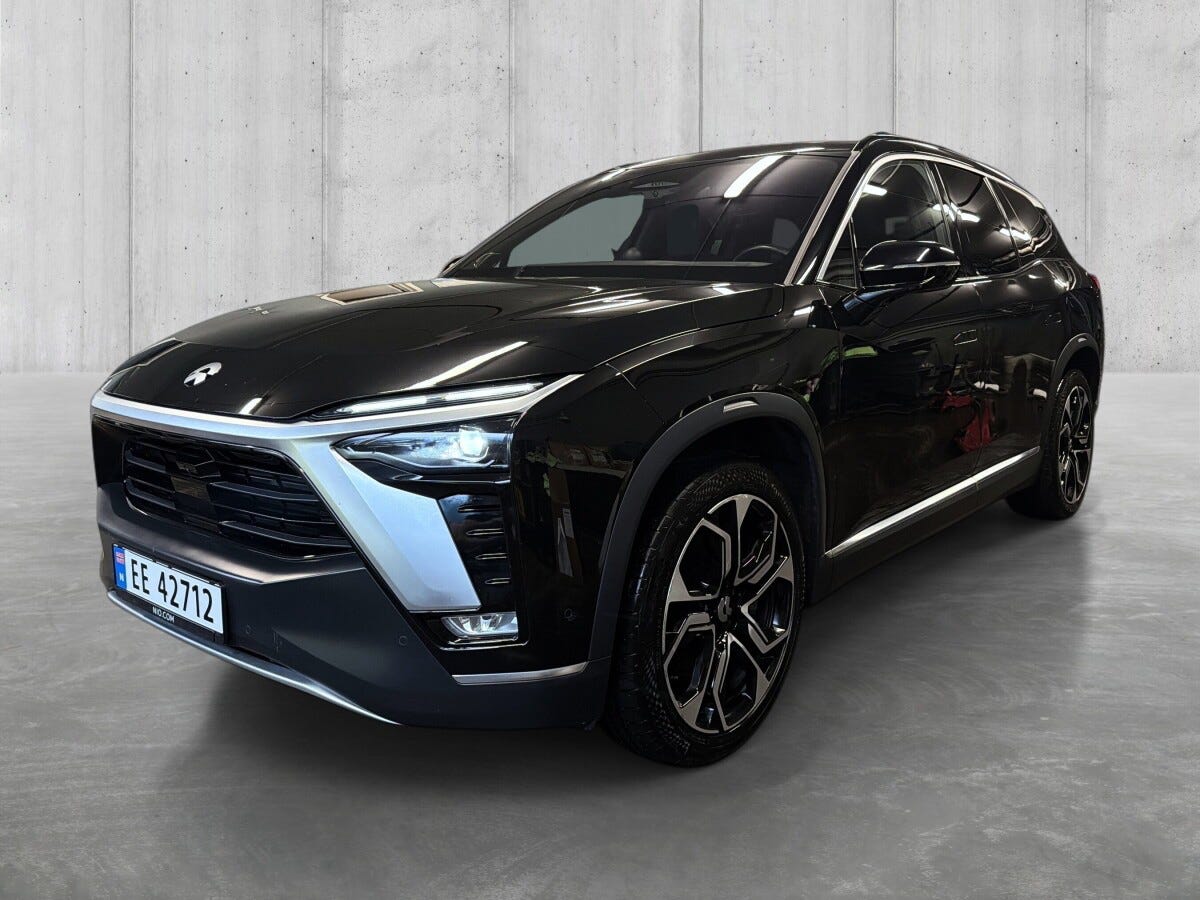 NIO ES8