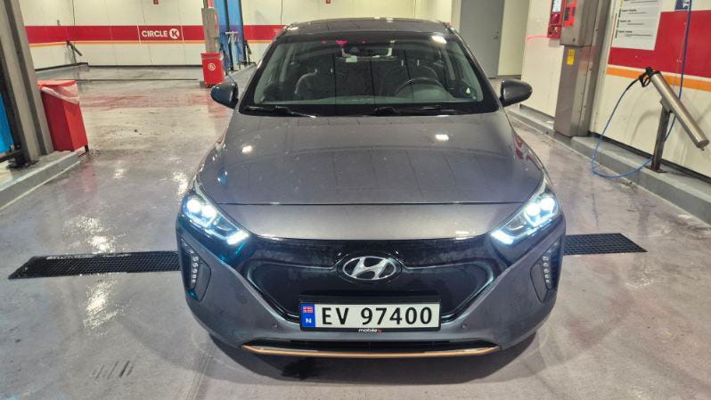 Hyundai IONIQ