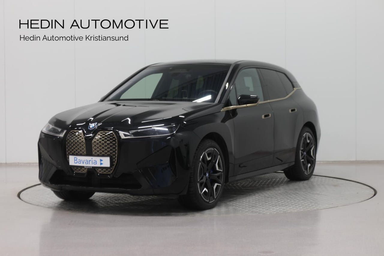 BMW iX