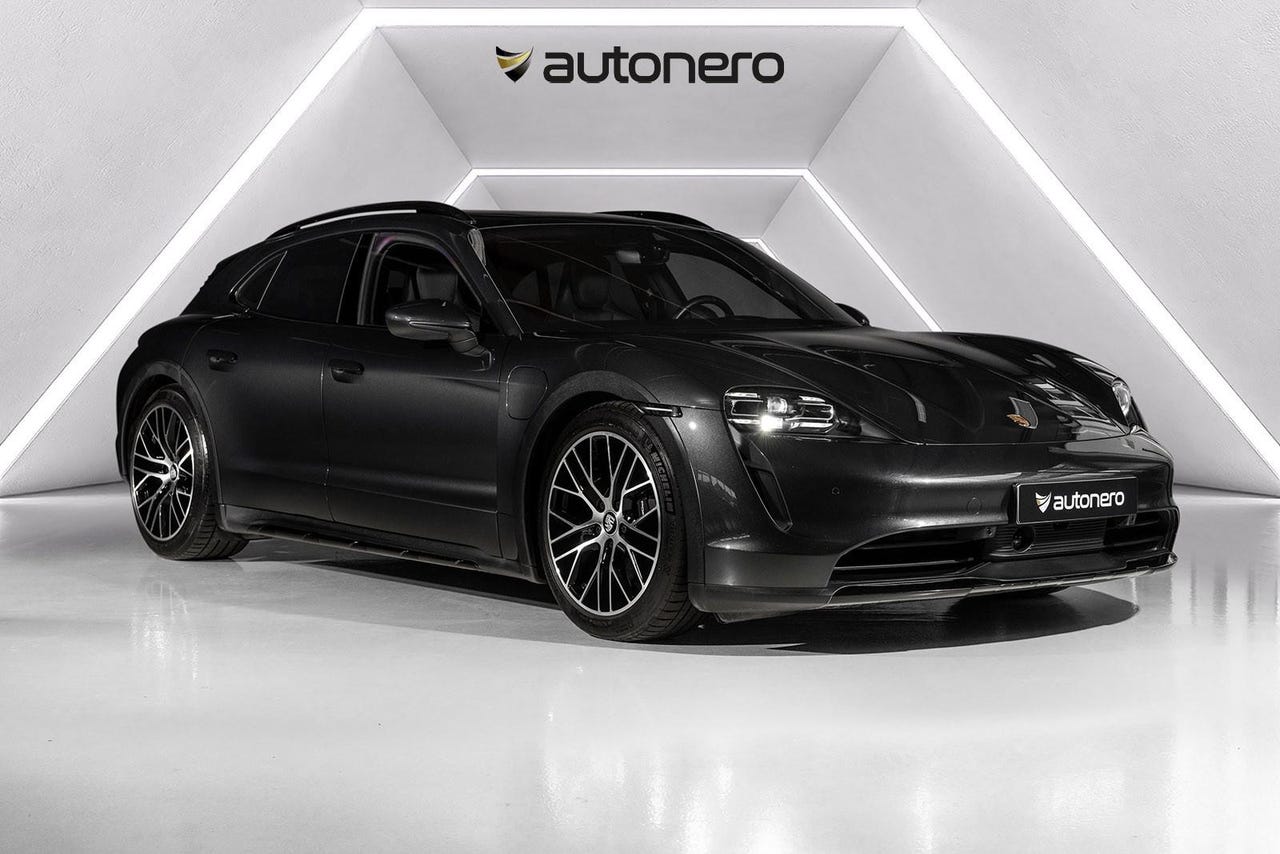 Porsche Taycan Cross Turismo