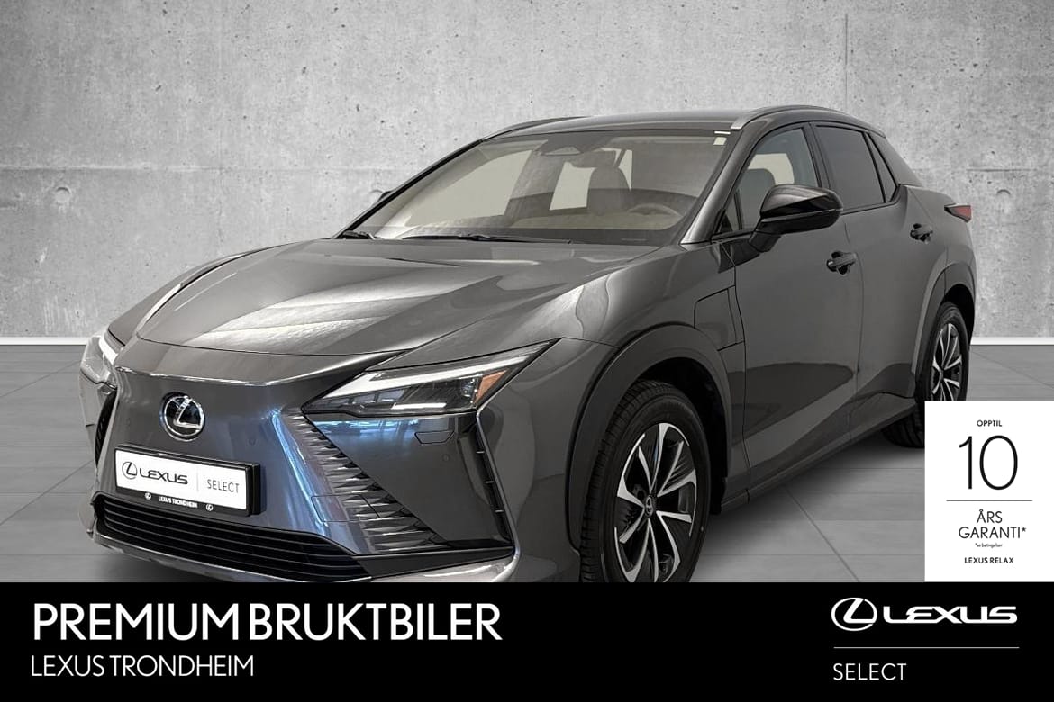 Lexus RZ450e