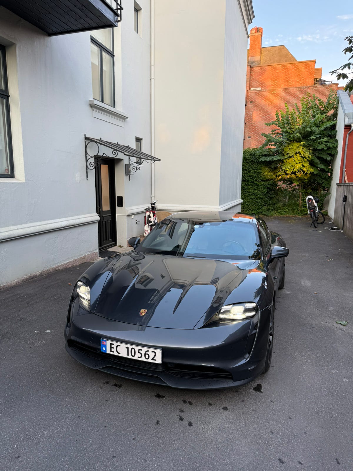 Porsche Taycan 4S