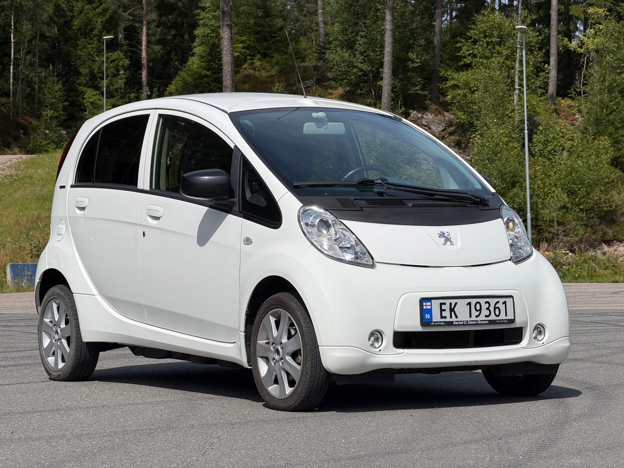 Peugeot iOn