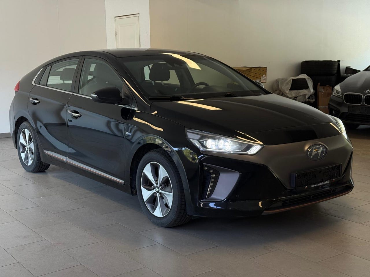 Hyundai IONIQ