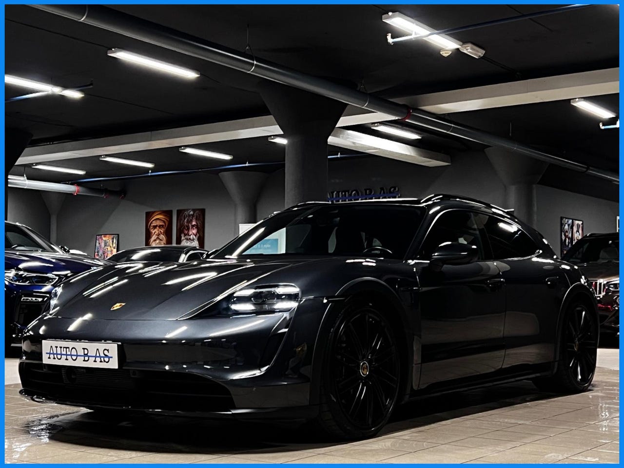 Porsche Taycan Cross Turismo