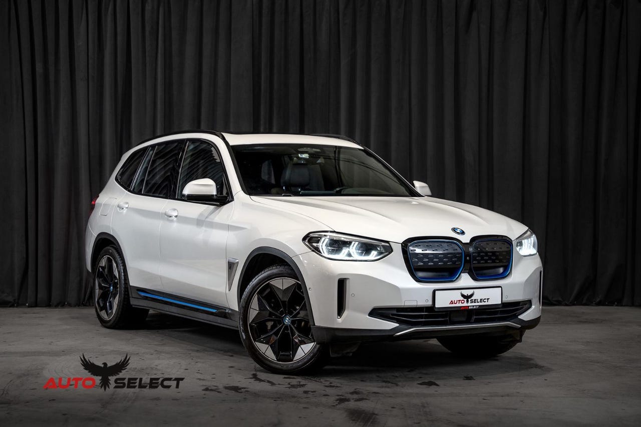 BMW iX3