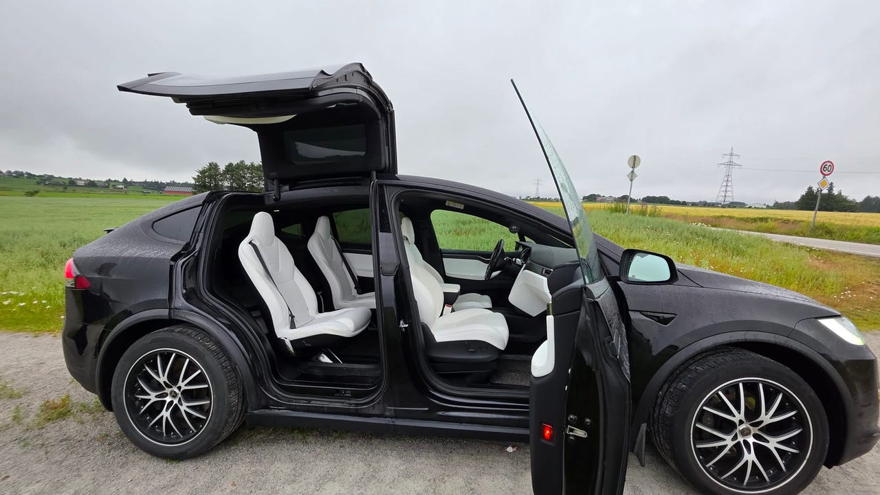 Tesla Model X