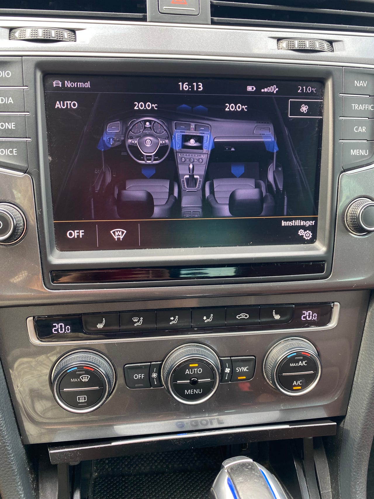 Volkswagen e-Golf VII