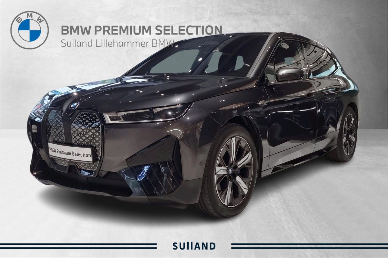 BMW iX