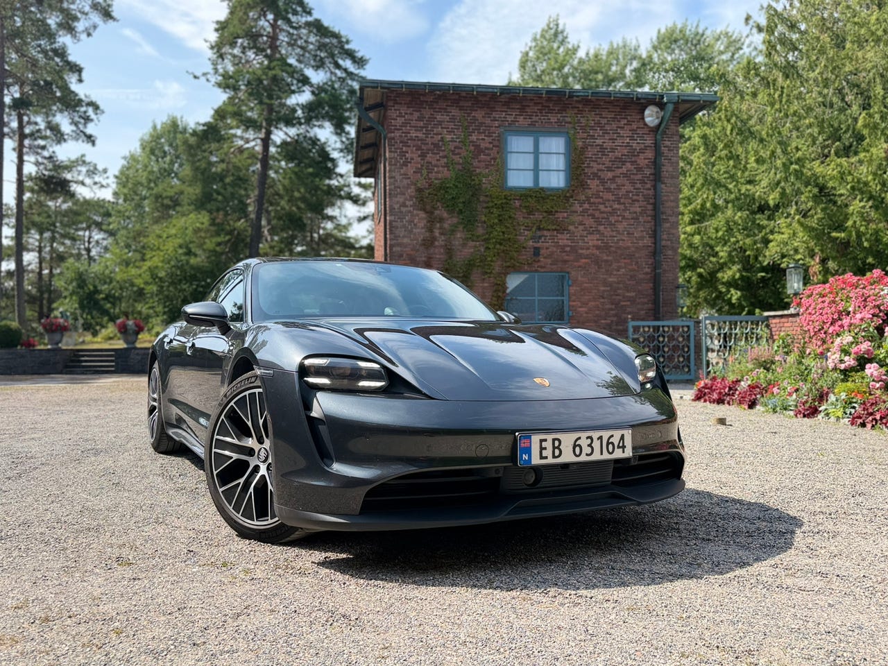 Porsche Taycan 4S