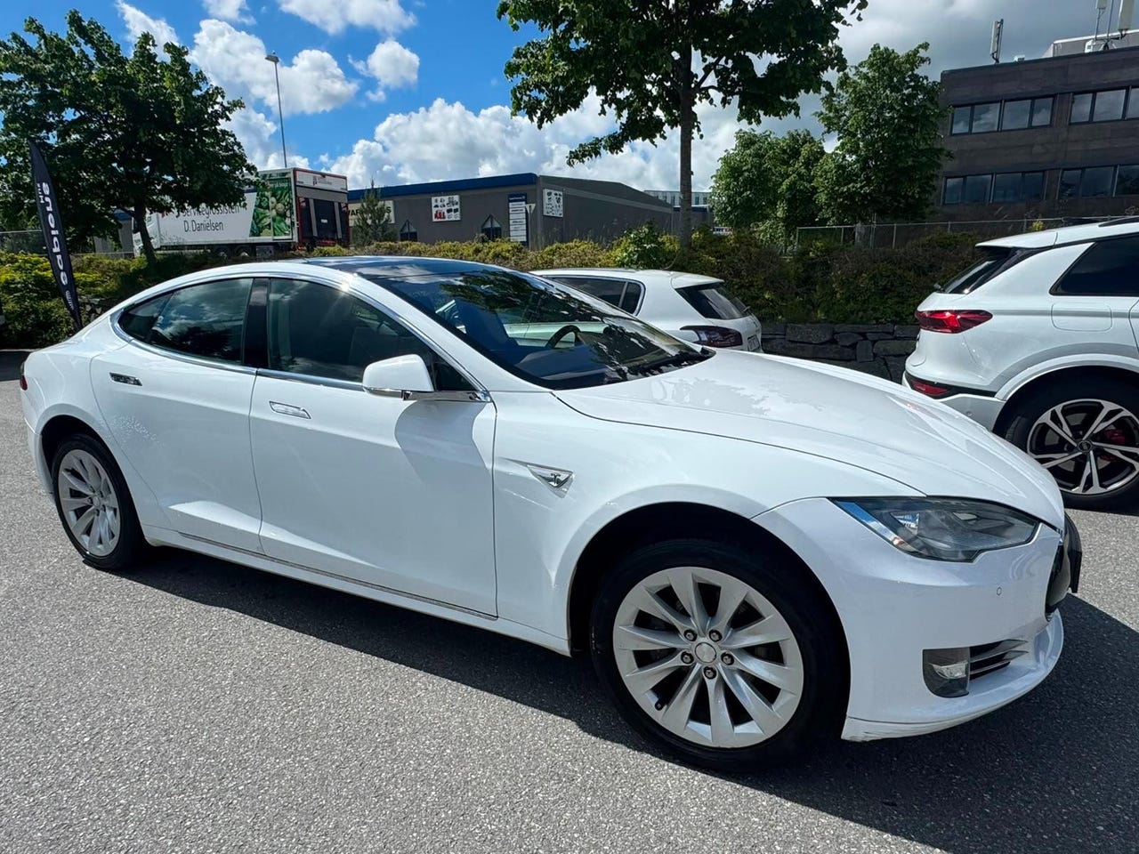 Tesla Model S
