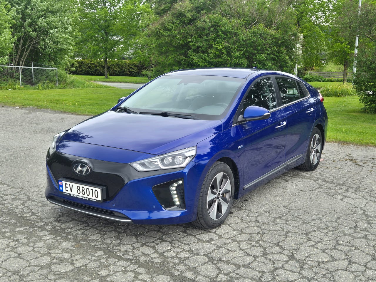 Hyundai IONIQ