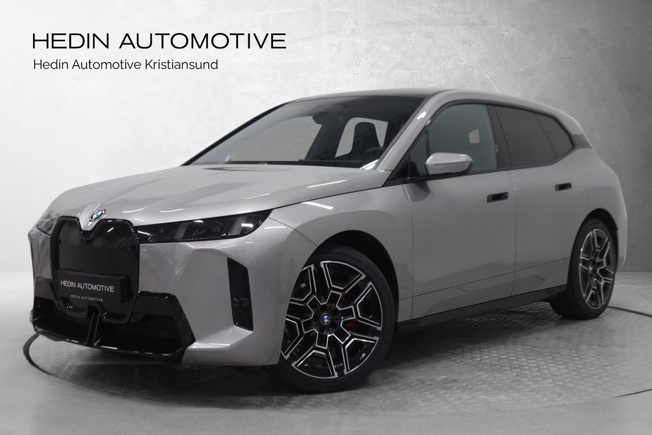 BMW iX