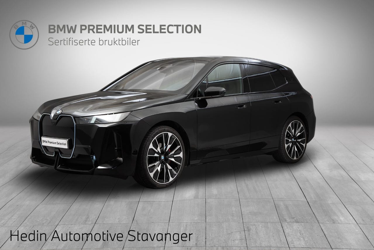 BMW iX