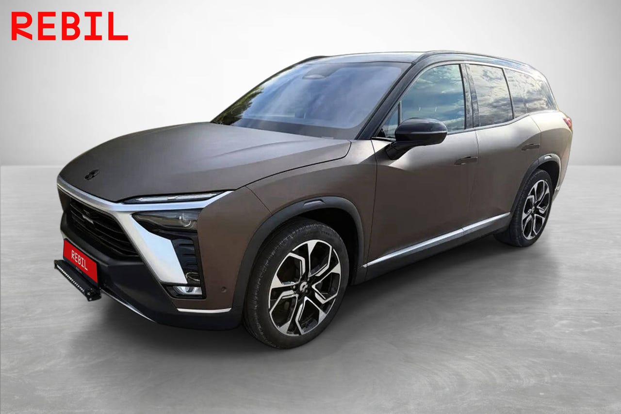NIO ES8