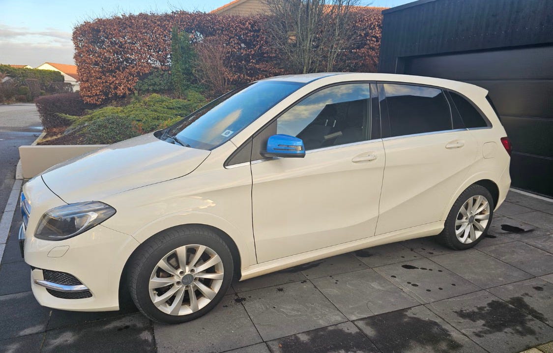 Mercedes-Benz B250
