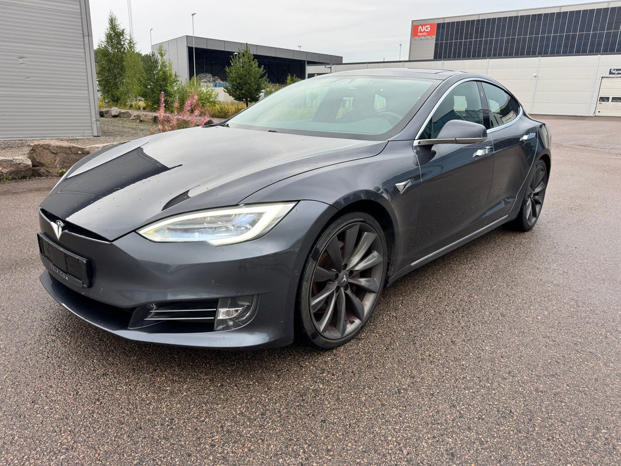 Tesla Model S