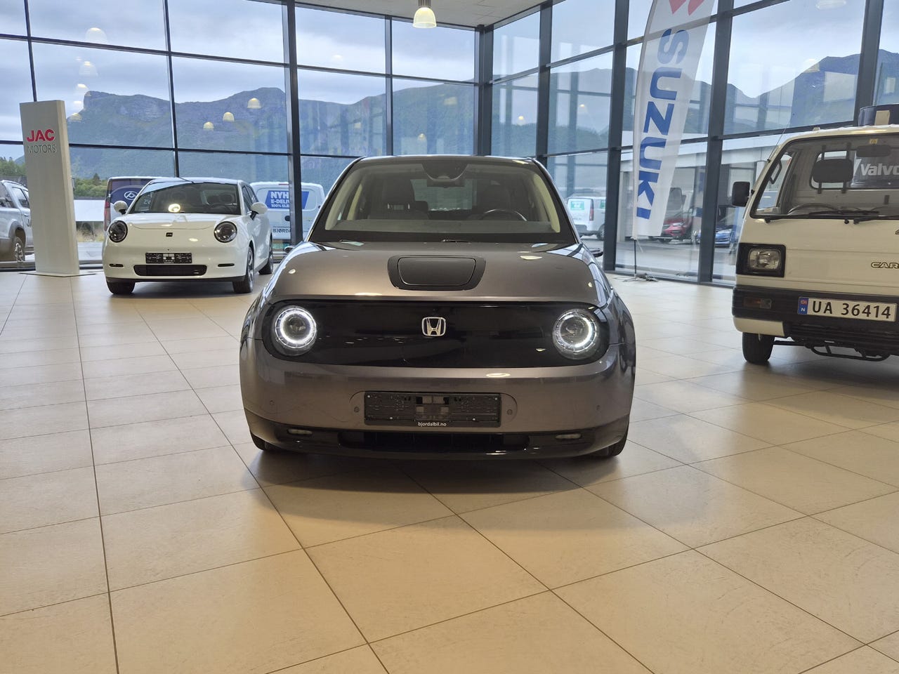 Honda e