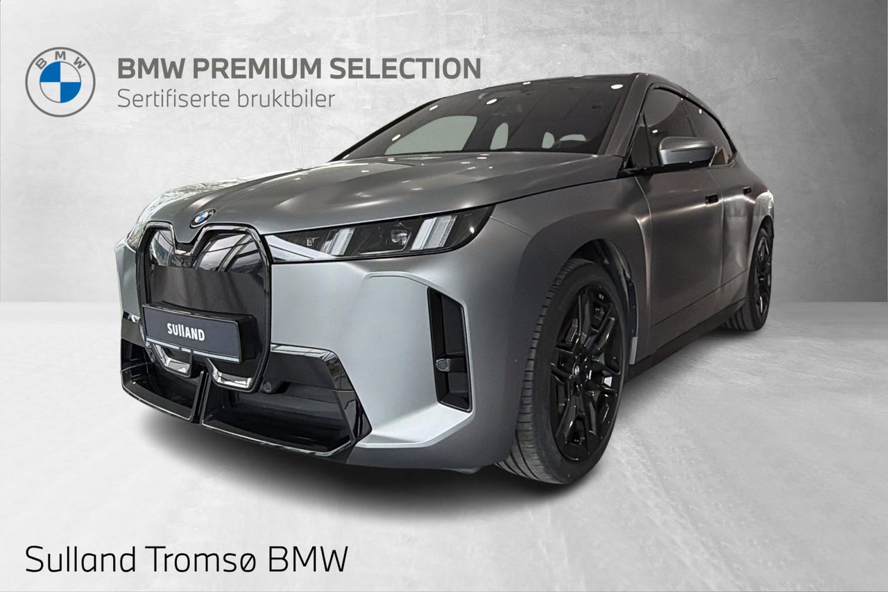 BMW iX