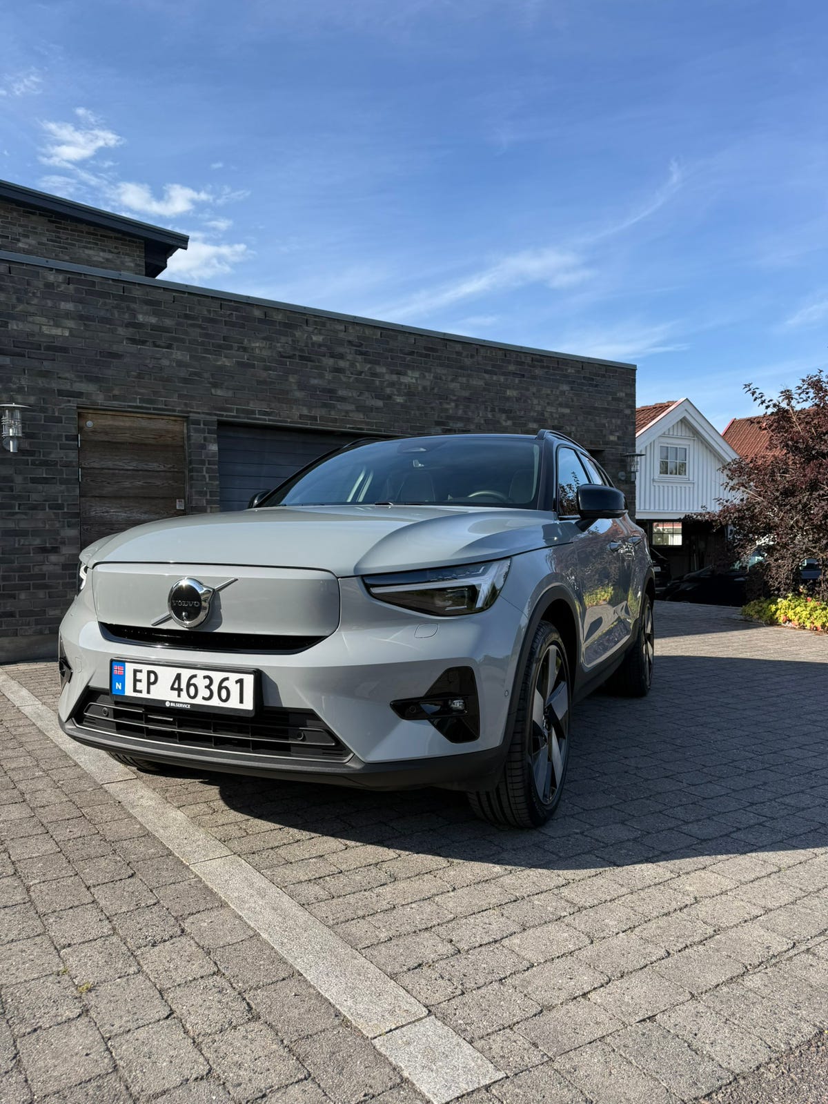 Volvo EX40