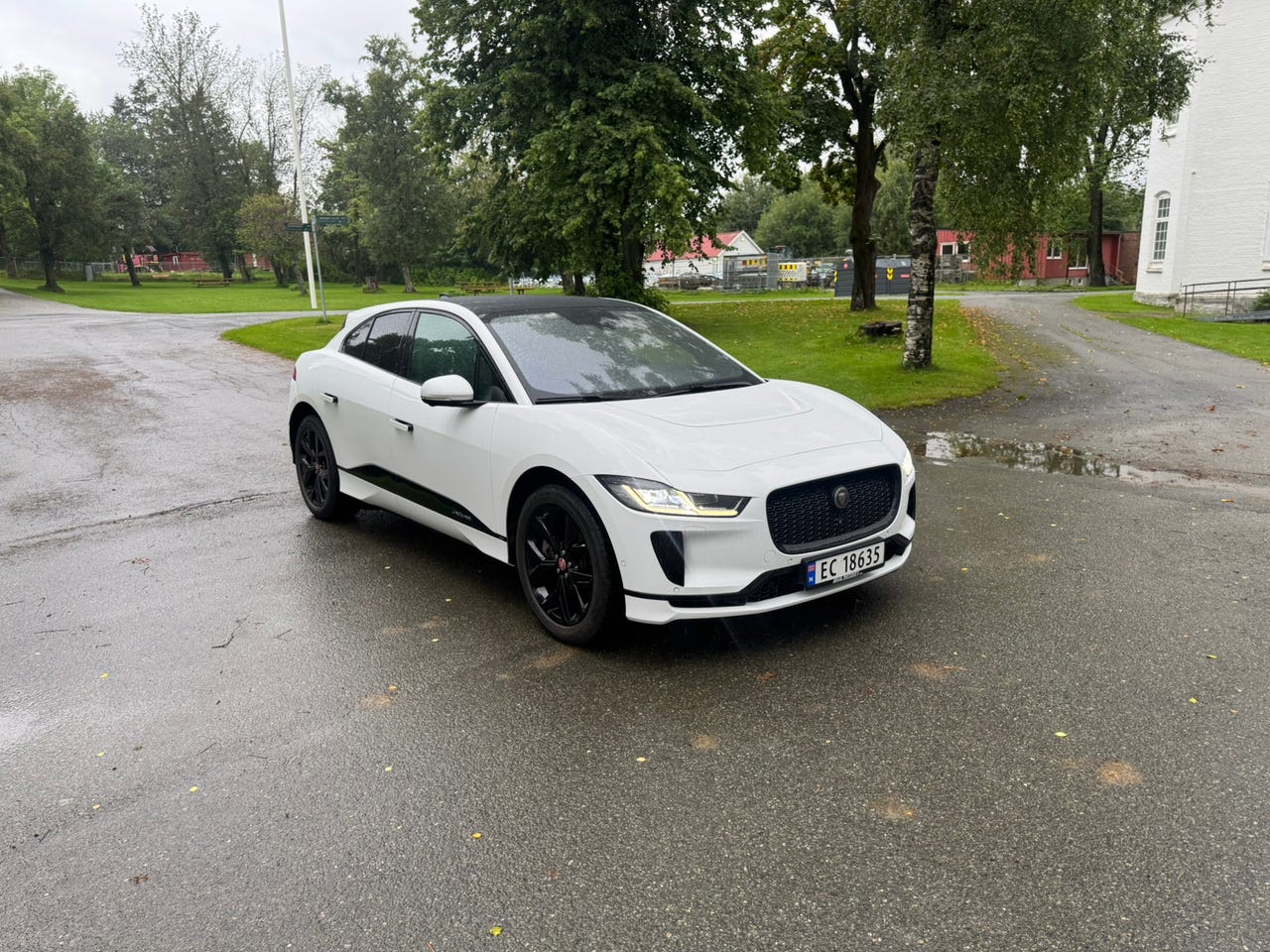 Jaguar I-PACE
