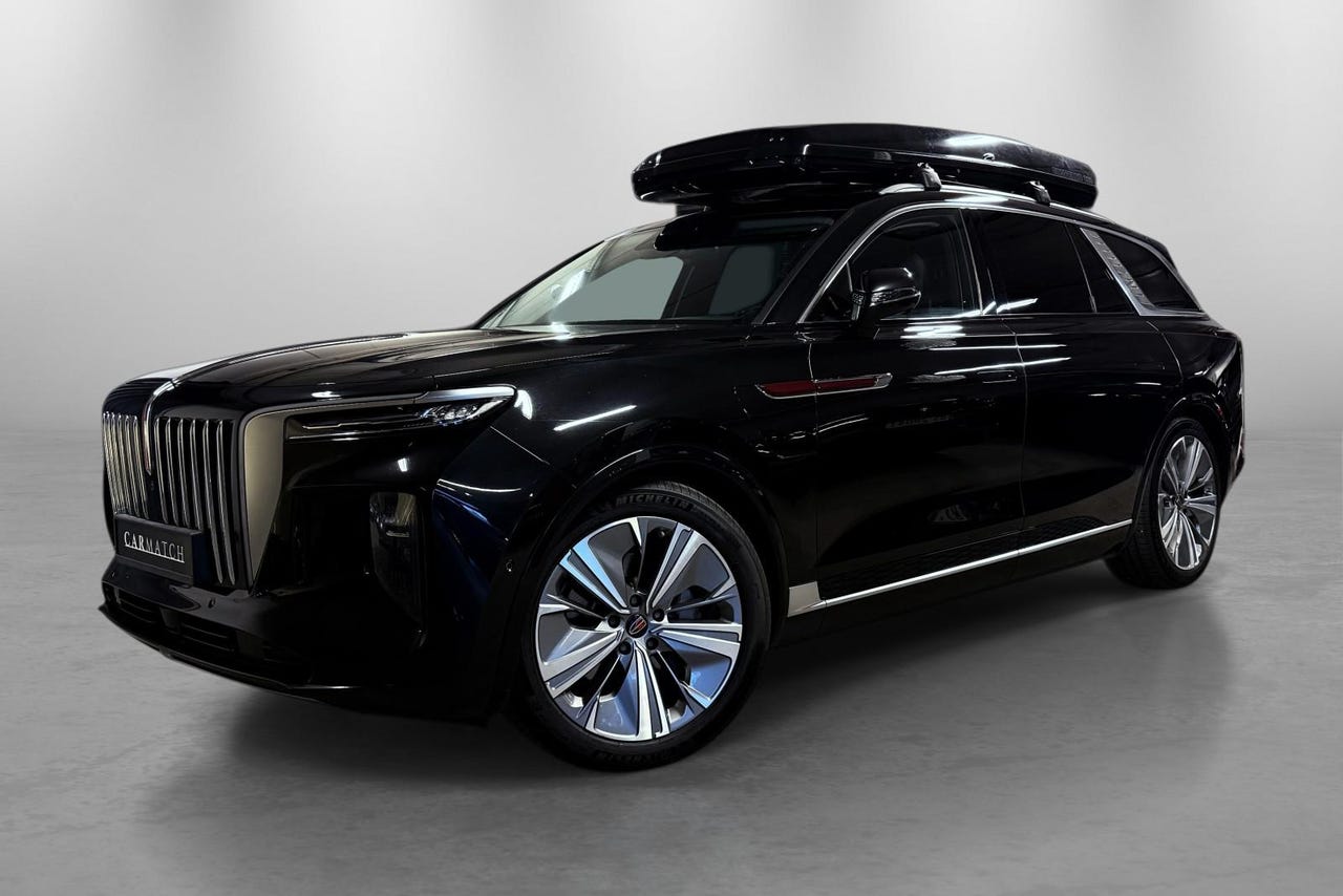 Hongqi E-HS9