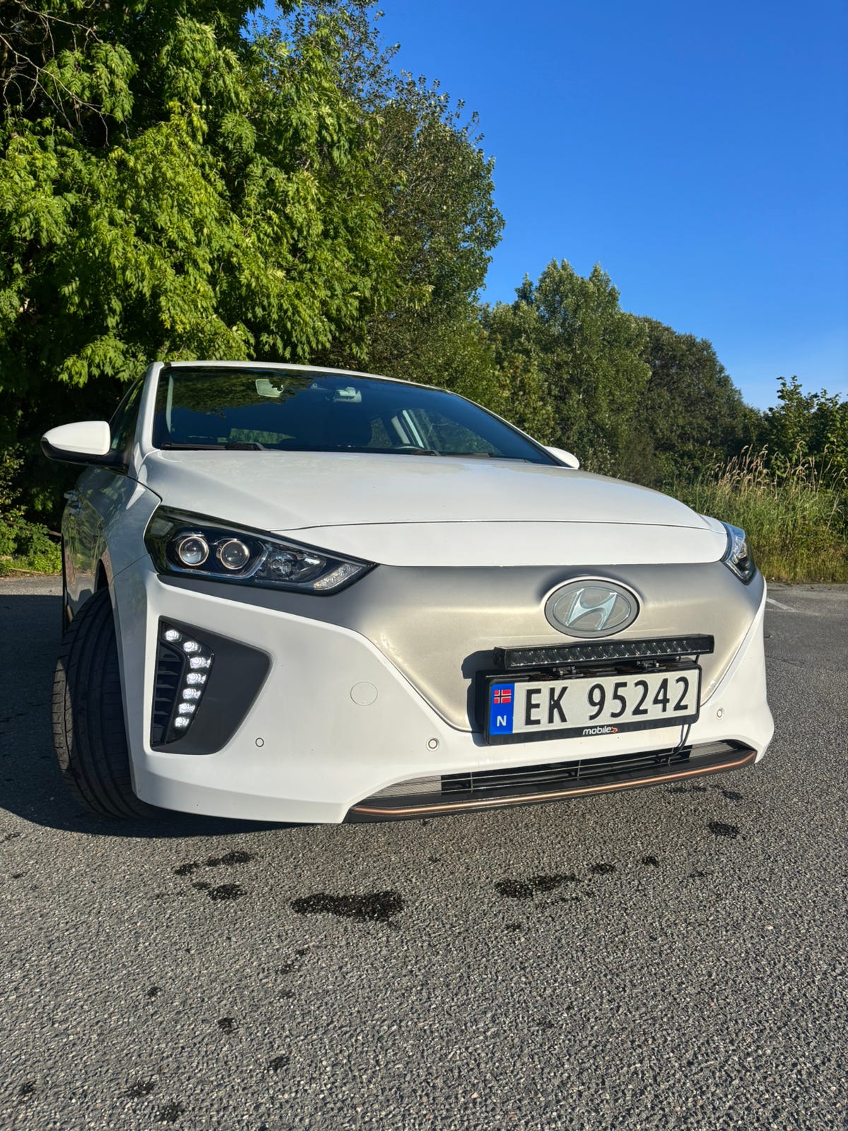 Hyundai IONIQ