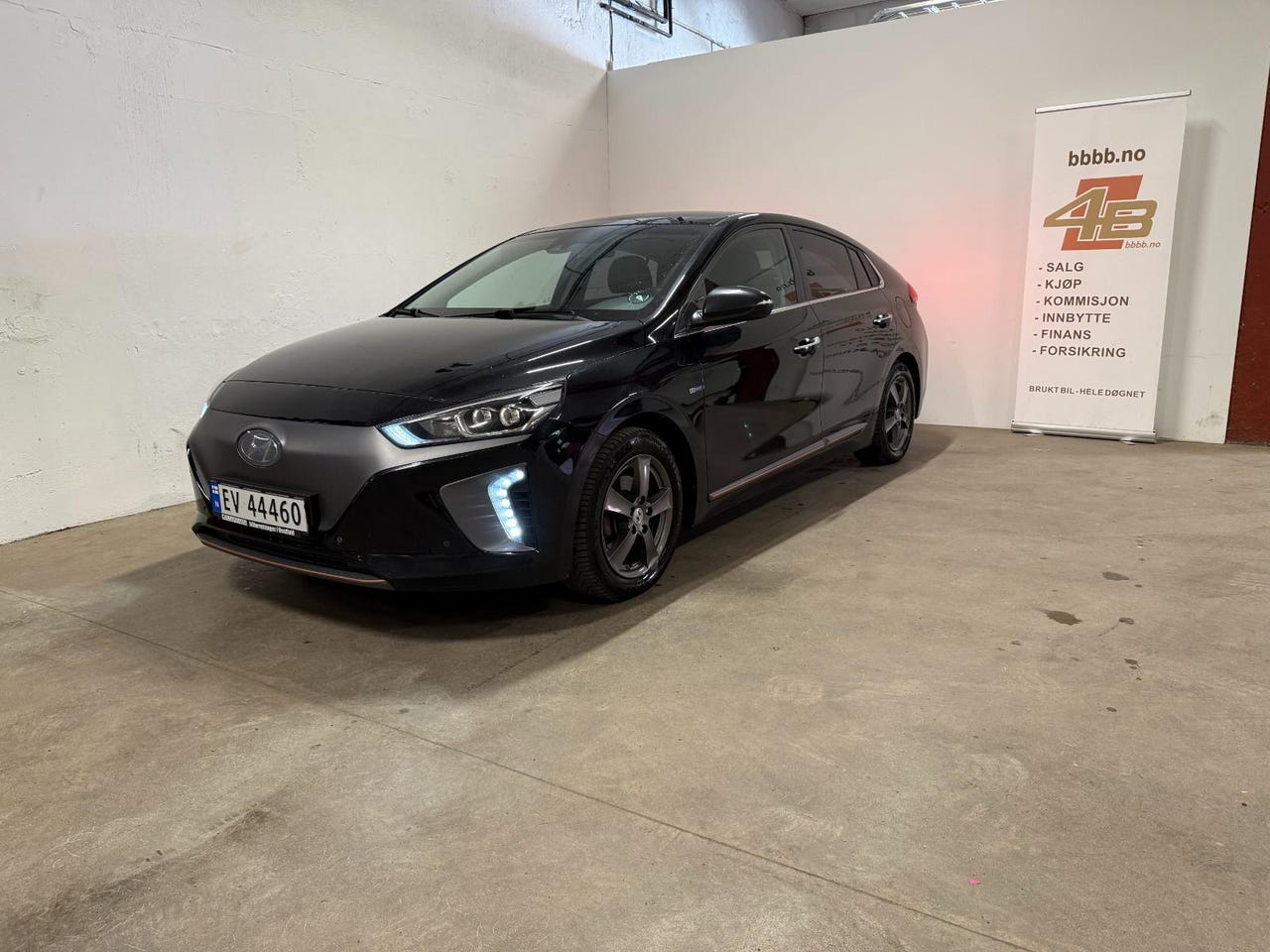 Hyundai IONIQ