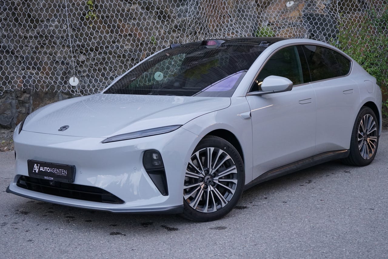 NIO ET5