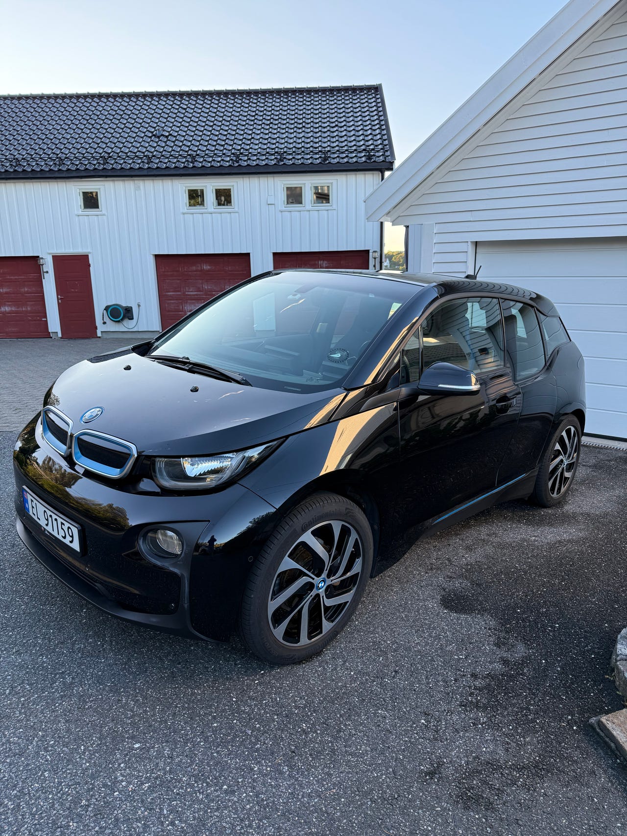 BMW i3