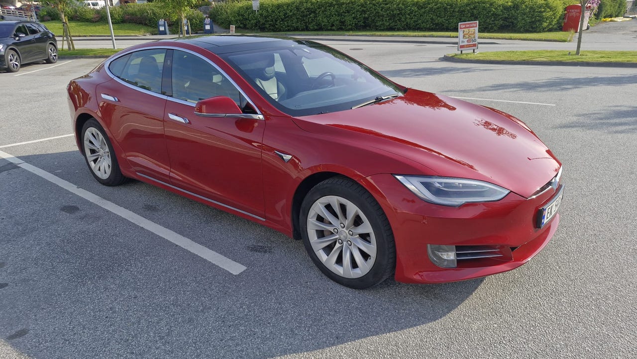 Tesla Model S