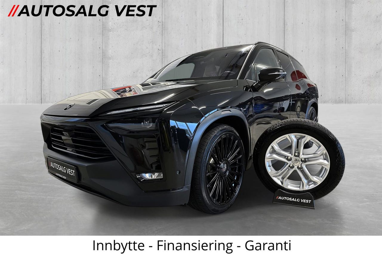 NIO ES8