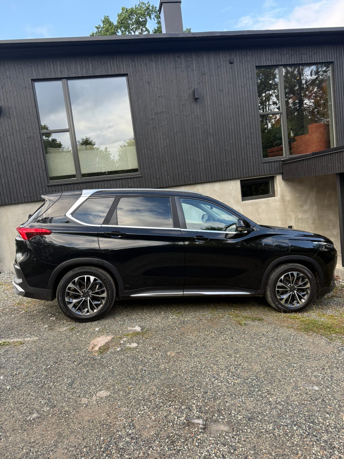 Maxus Euniq 6