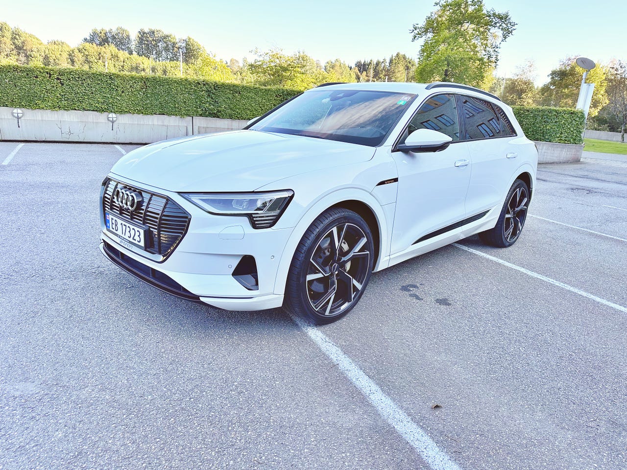 Audi e-tron