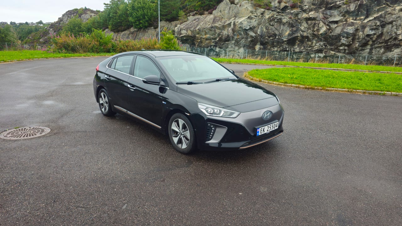 Hyundai IONIQ
