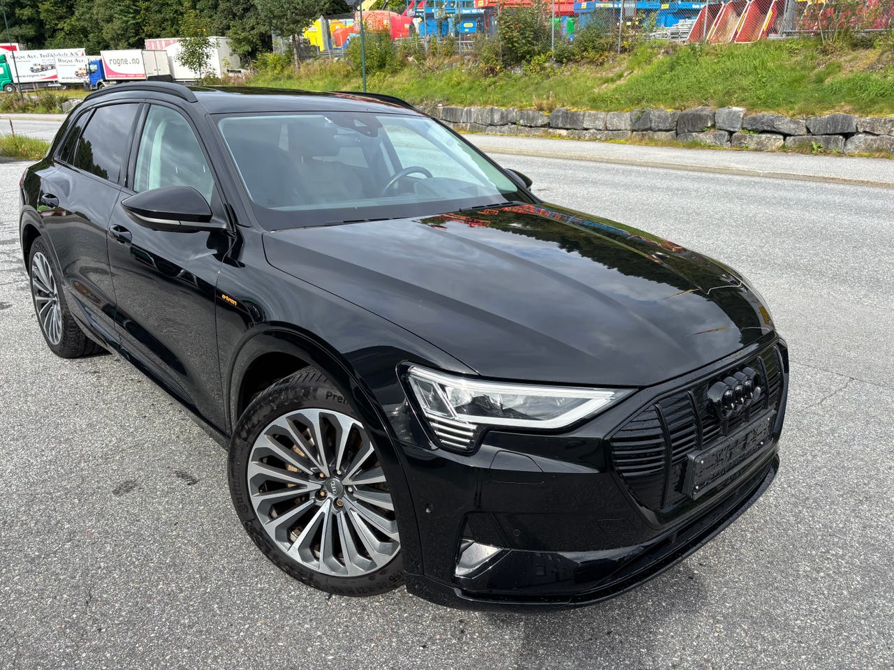 Audi e-tron