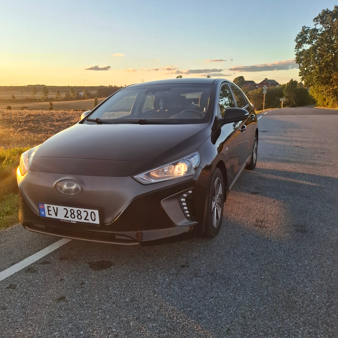 Hyundai IONIQ