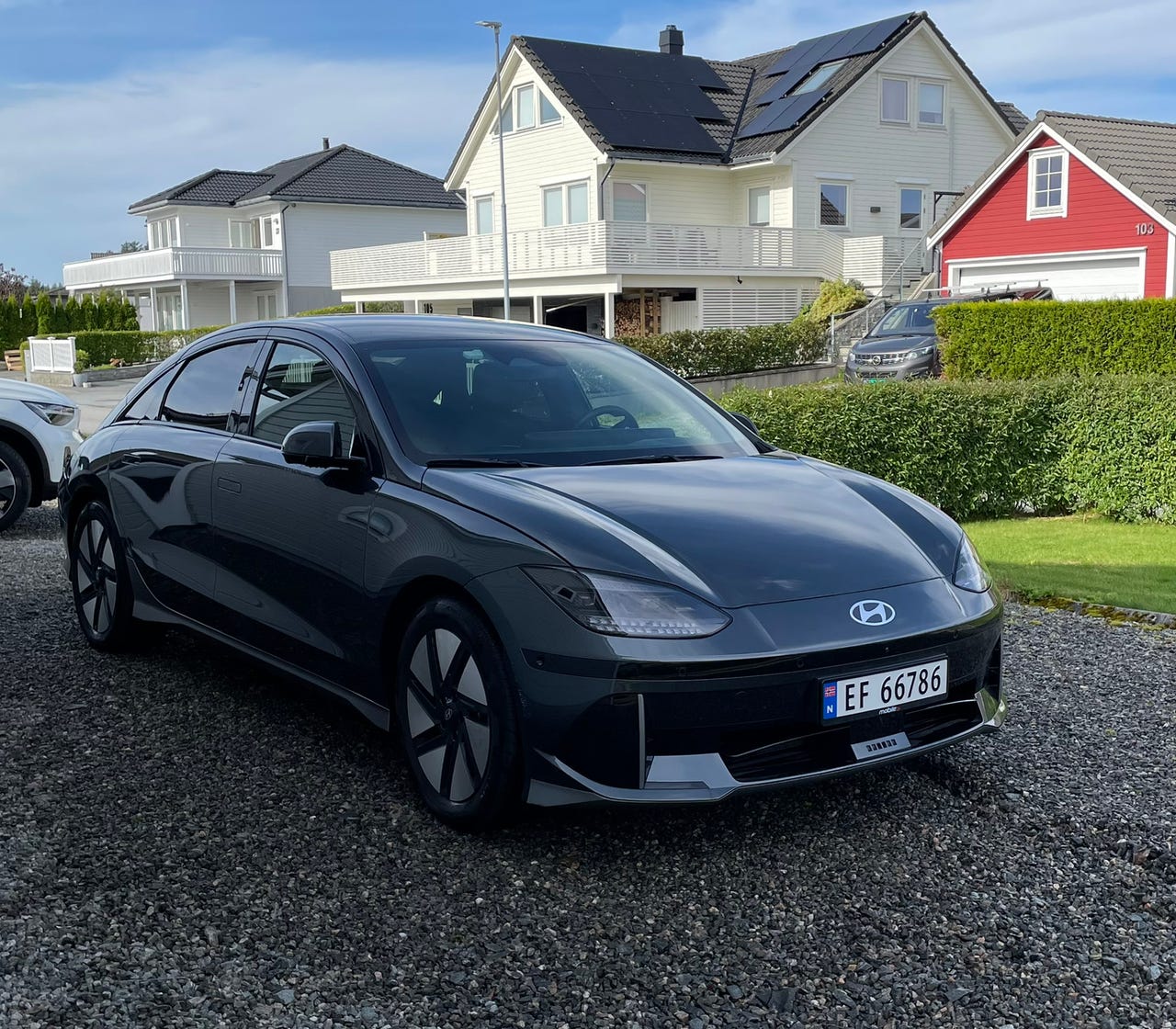 Hyundai Ioniq 6