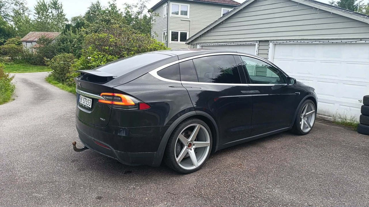 Tesla Model X