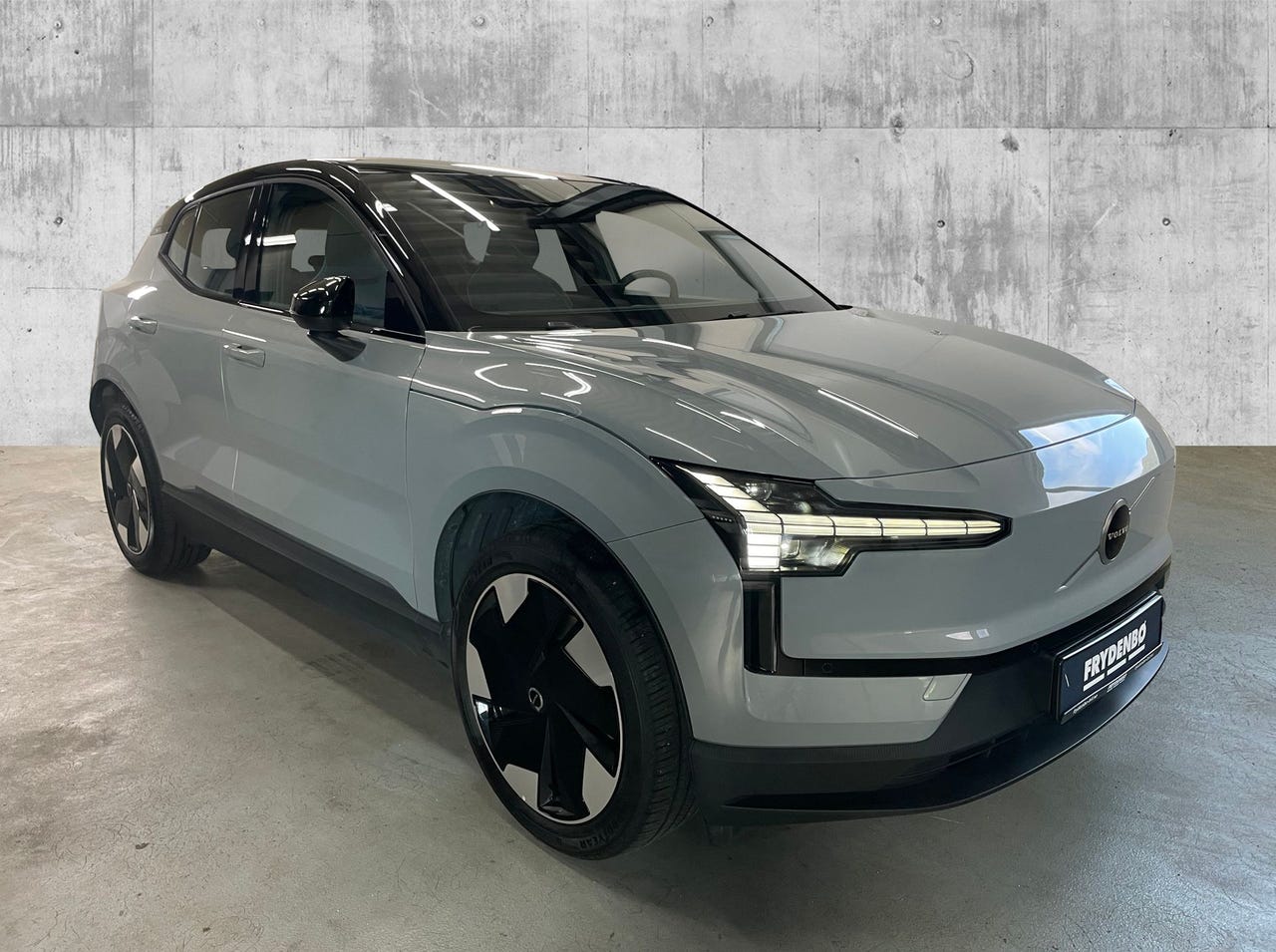Volvo EX30