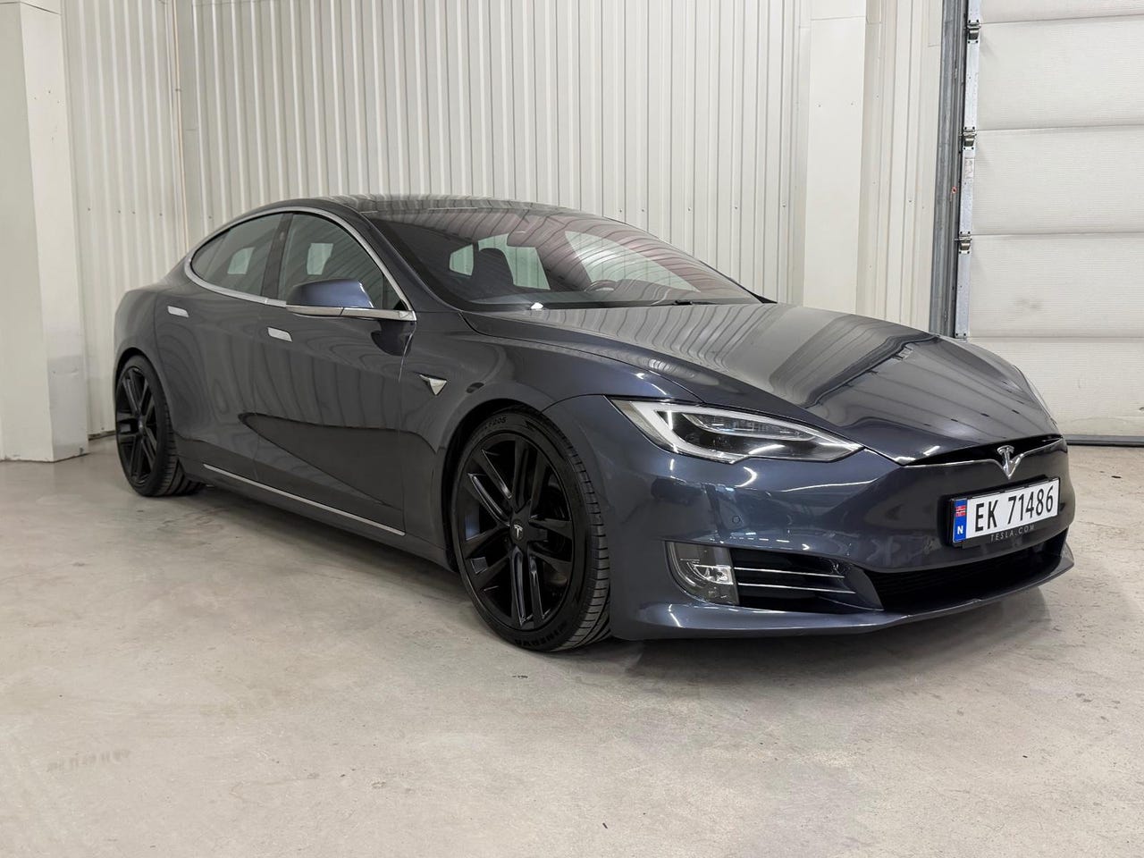 Tesla Model S