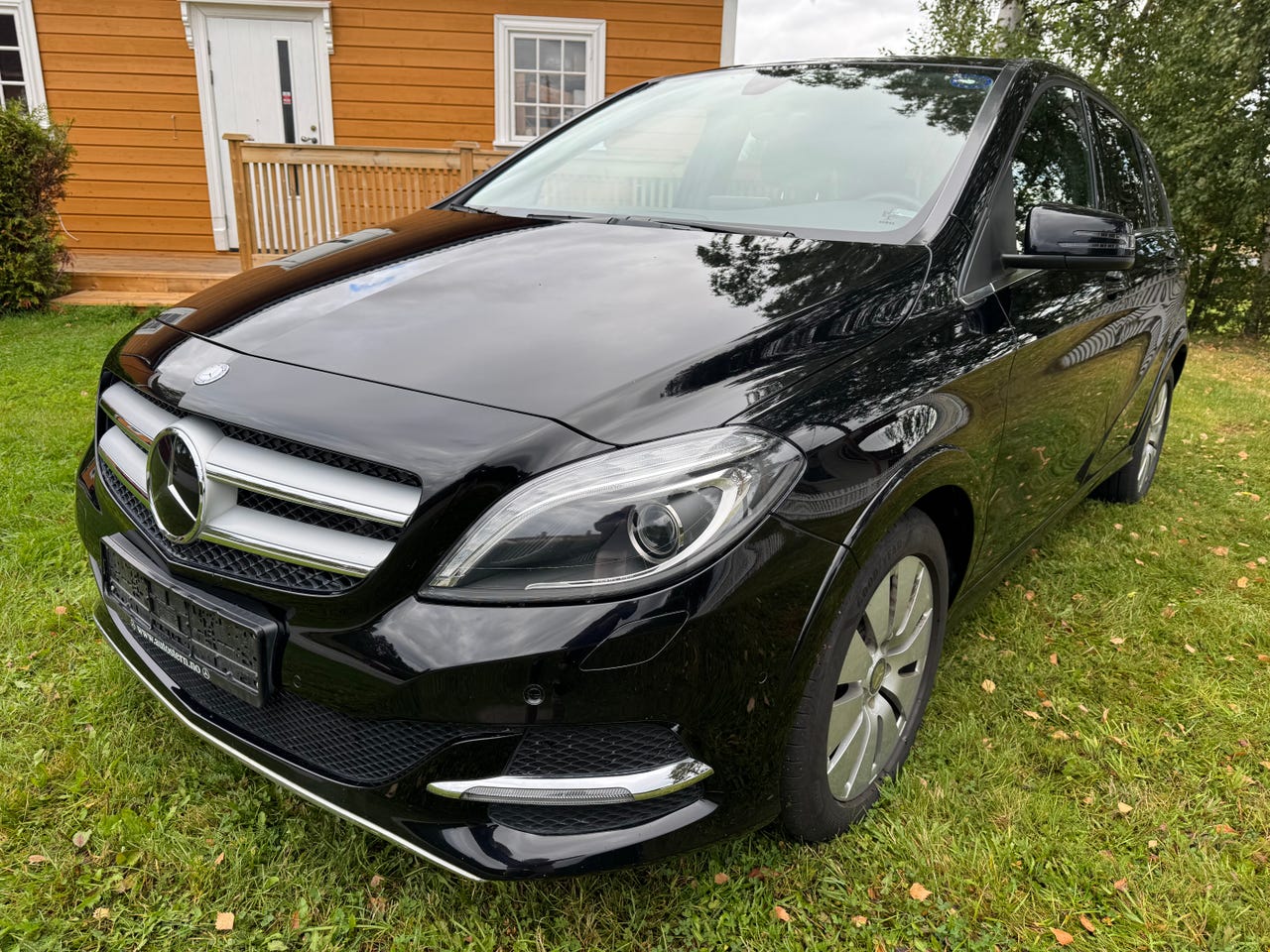 Mercedes-Benz B250